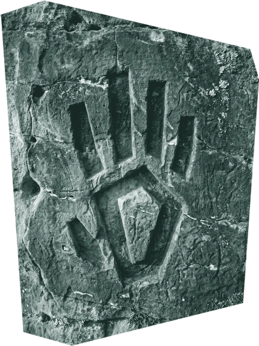 Mano tallada en piedra, el símbolo de ORIGEN